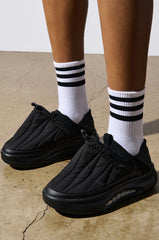 AZALEA WANG ASTEROID FUTURISTIC PUFFER SNEAKER IN BLACK