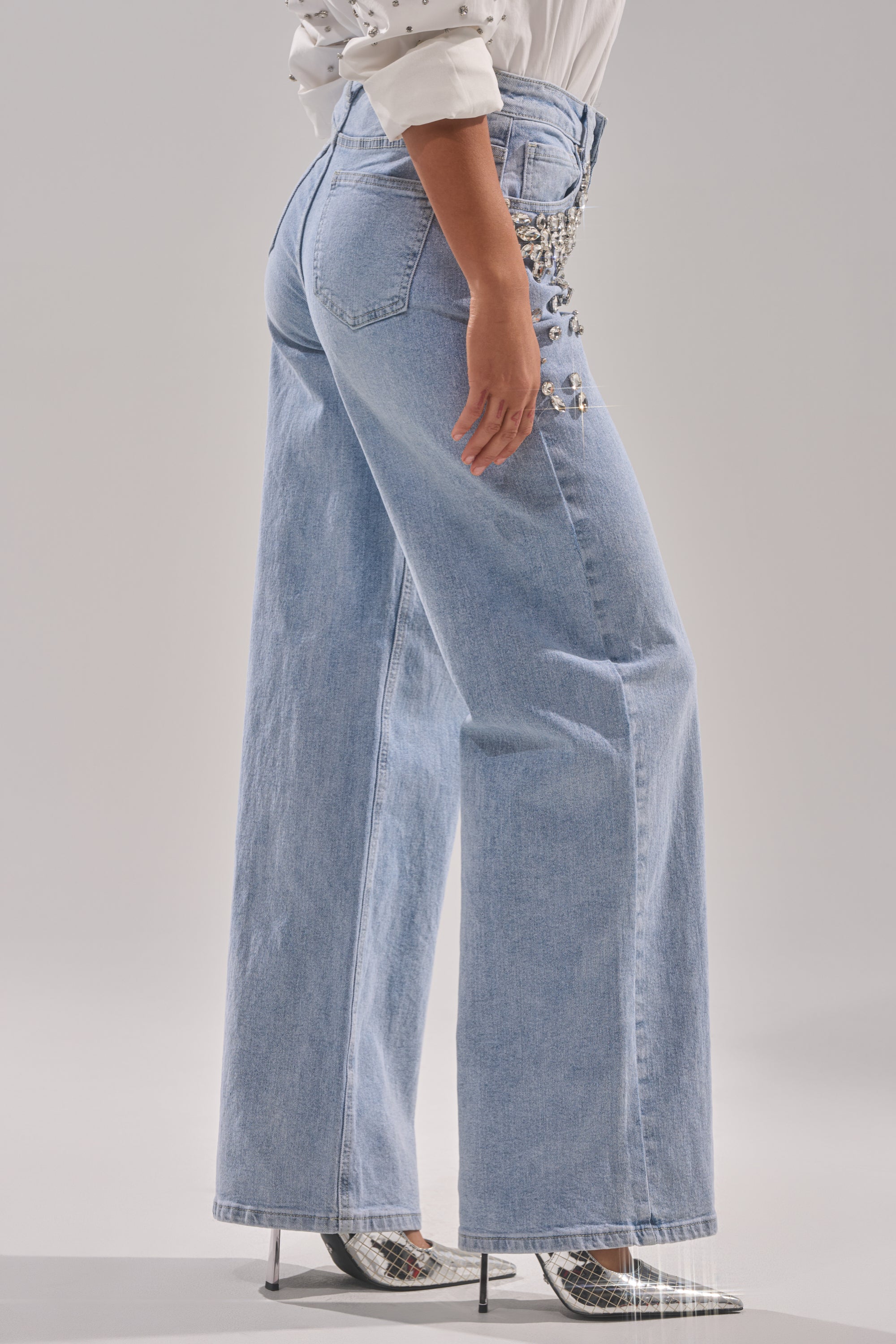 ITS THAT TIME EMBELLISHED RELAXED DENIM