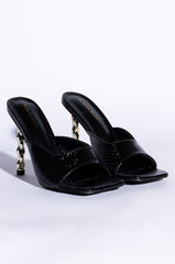 AZALEA WANG HEARTS RACING STILETTO SANDAL IN BLACK