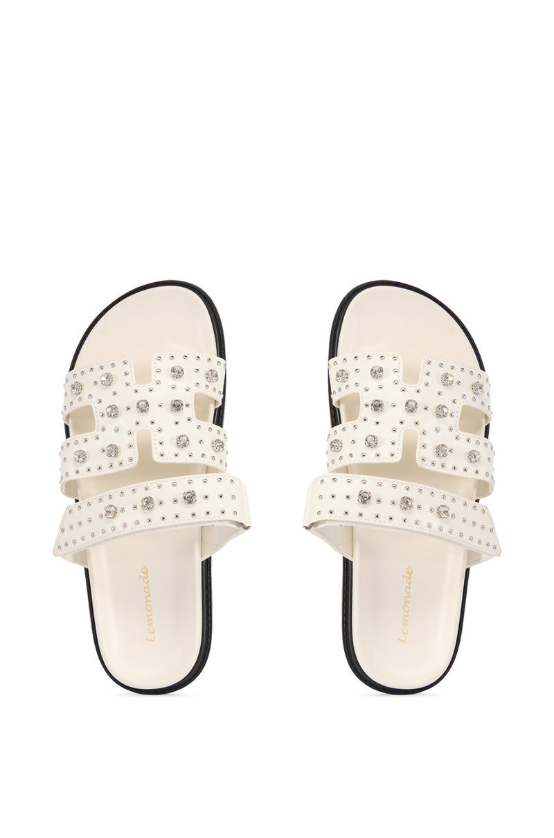 LEISURE EMBELLISHED FLAT SANDAL IN WHITE
