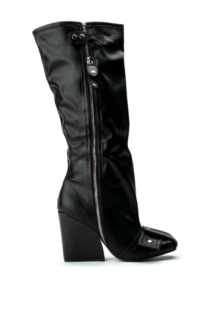 EMBELLISHED CHUNKY BOOT IN BLACK